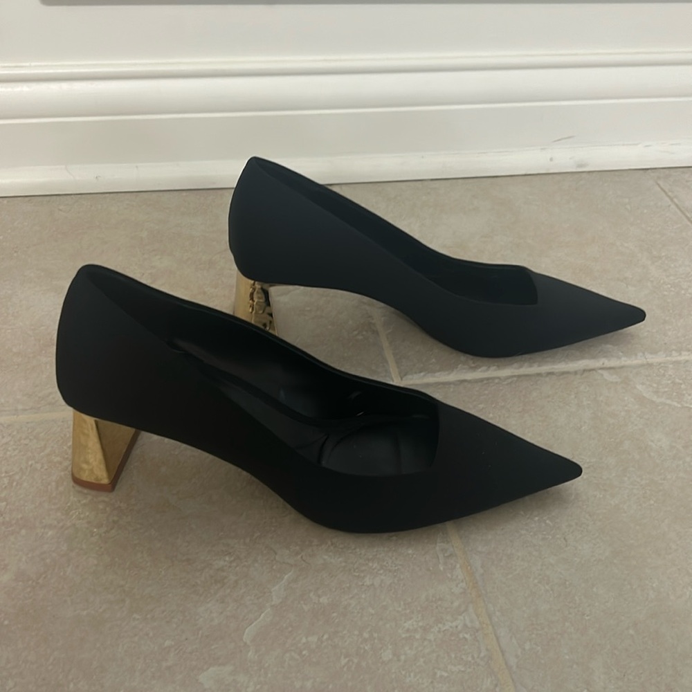 Zara Black and Gold Heels